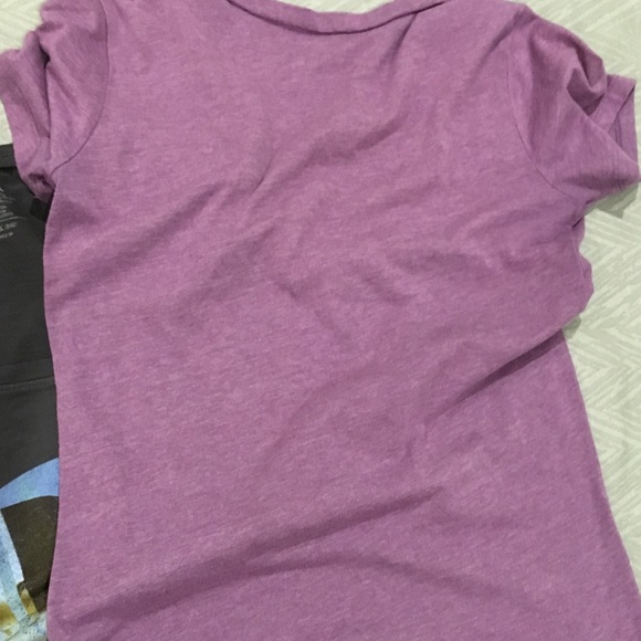 2 Tees - Roxy & Billabong Small NWOT - Picture 7 of 8
